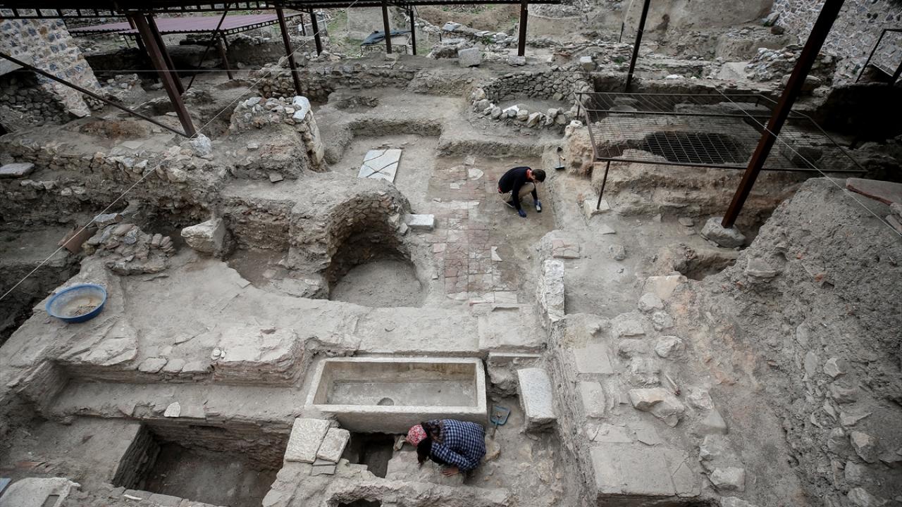 "O zamanlar, burası yine çarşı bölgesiymiş"