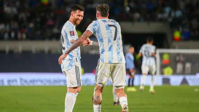 Arjantin Uruguayı farklı geçti