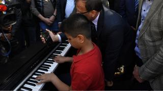 'Kusursuz kulak' Bager, Cumhurbaşkanı Erdoğan'a piyano çaldı