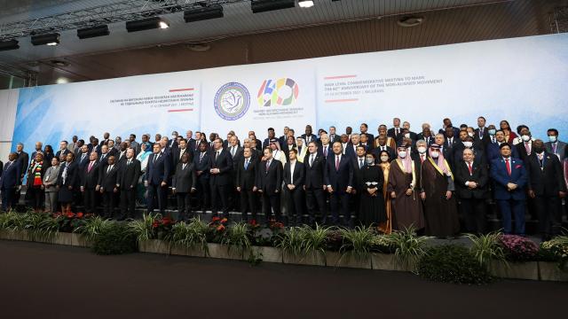 Bağlantısızlar Hareketinin 60. yılında düzenlenen zirve Sırbistanda başladı