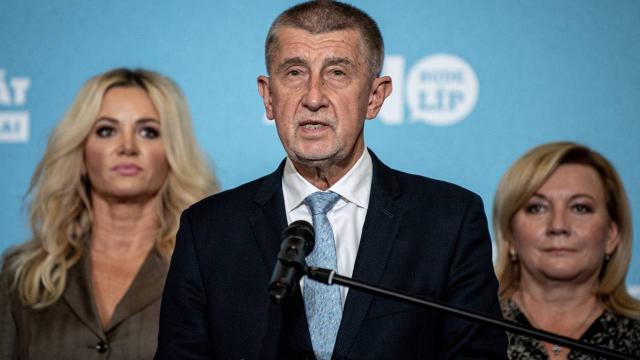 Çekyada genel seçimleri muhalefet ittifakı kazandı