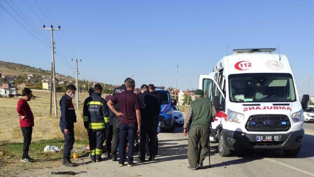 Konyada iki otomobil çarpıştı: 11 yaralı