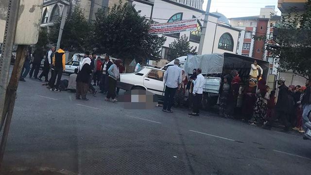 Şanlıurfada pikap ile otomobilin çarpışması sonucu 5 kişi yaralandı