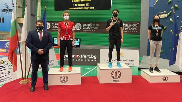 Milli badmintoncular Bulgaristanda 5 madalya kazandı