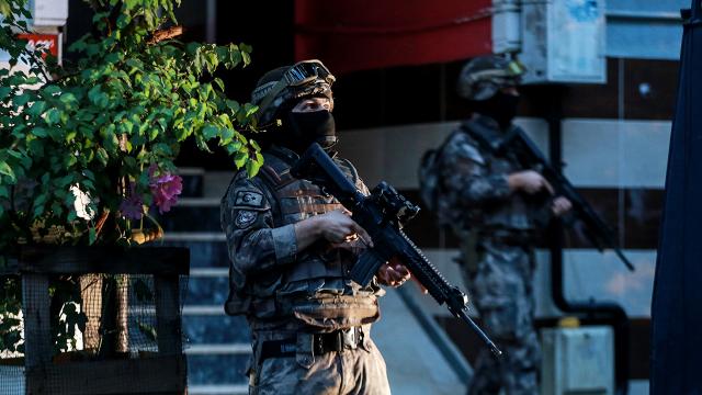 28 ilde suç örgütlerine yönelik operasyon başlatıldı