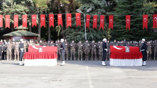 Şehit polisler için Gaziantepte tören düzenlendi