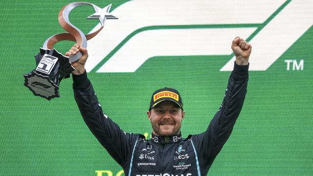 Valtteri Bottas İstanbulda ilk kez kazandı