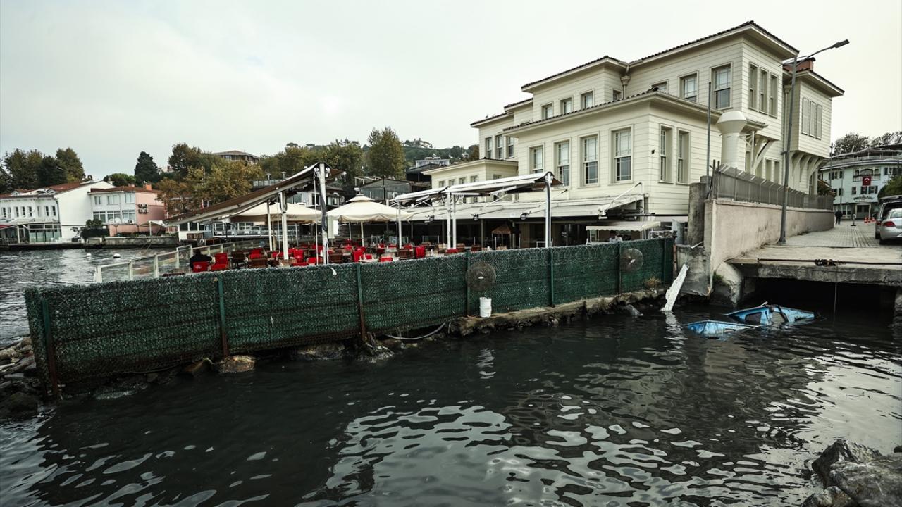 Lağım kokuları yayılıyor