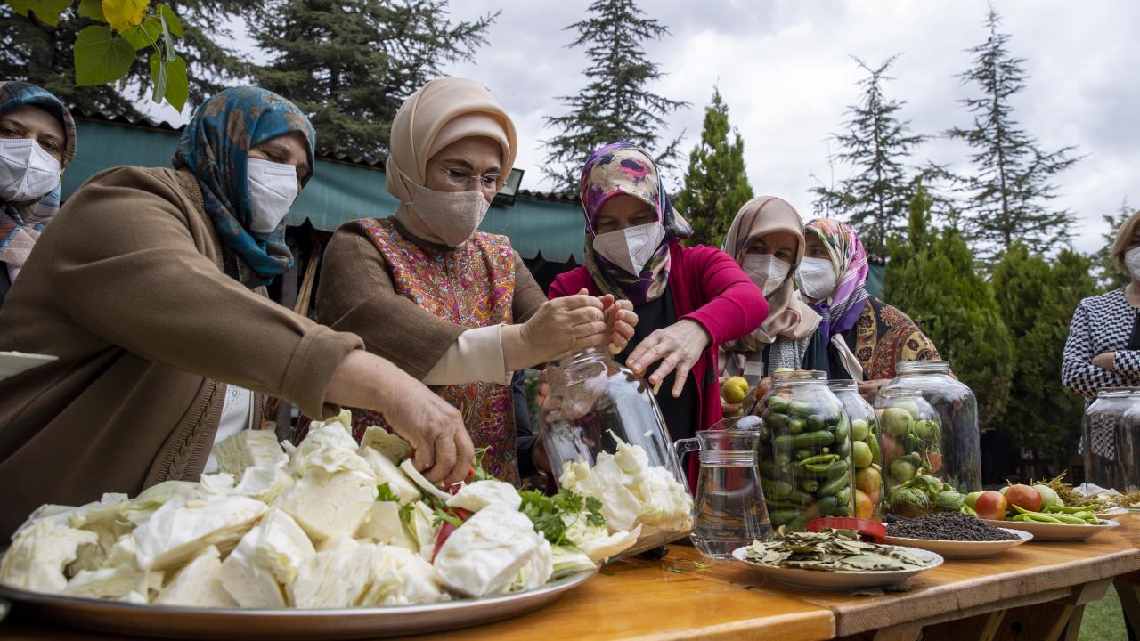  15 Ekim Dünya Çiftçi Kadınlar Günü`nü kutladı