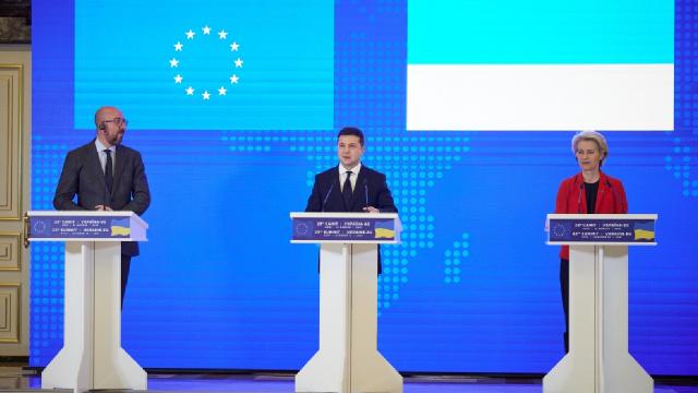 Ukrayna-AB Zirvesi: Rusyanın Kırım Tatar Türklerine baskısı kınandı