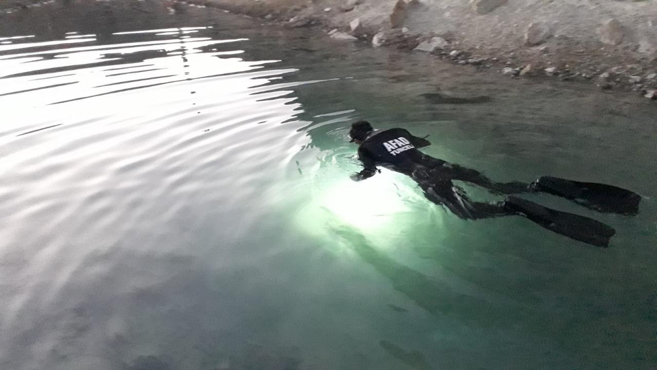 Tunceli’de yıkanmak için su dolu çukura giren Afgan çoban öldü