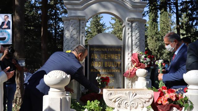 Kilis eski belediye başkanı Mehmet Abdi Bulut kabri başında anıldı