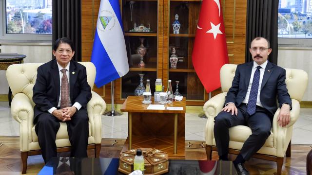 Bakan Muş, Nikaragua Dışişleri Bakanı ile görüştü