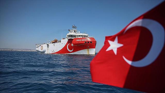 MSBden iddialara yalanlama: Oruç Reis, Yunanistanın tezlerine göre çalıştığı haberleri yalan