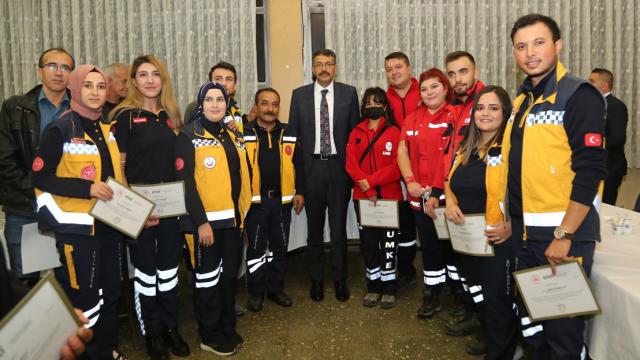 Kütahyada, Kastamonudaki sel bölgesinde görev alan 150 personele teşekkür belgesi verildi