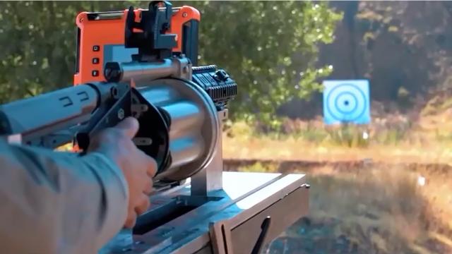 İlk yerli çoklu bombaatar göreve hazır