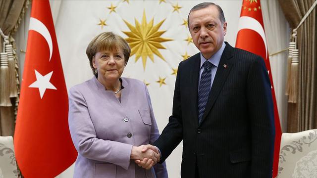 Almanya Başbakanı Merkel Türkiyeye geliyor