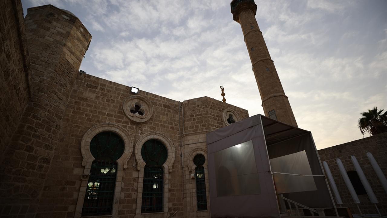 Ezan sesi dışarıya verilmiyor