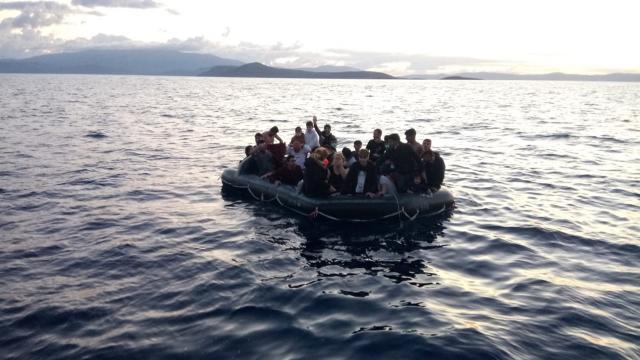 Tunusta göçmenleri taşıyan tekne battı: 5 ölü, 6 kayıp