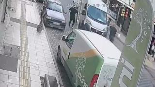 El freni açık unutulan aracı durdurarak facianın önüne geçti