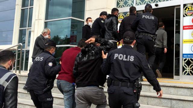 Kırşehirde inşaat ve dairelerden malzeme çalan 4 zanlı yakalandı