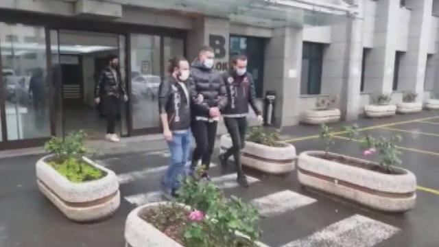 Şarkıcı Murda gözaltına alındı