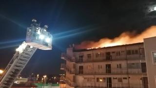 Büyükçekmece'de bir sitede çıkan yangın söndürüldü