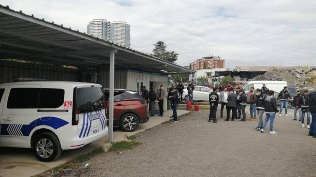 İstanbulda araç ihalelerine fesat karıştıran çeteye operasyon: 8 gözaltı