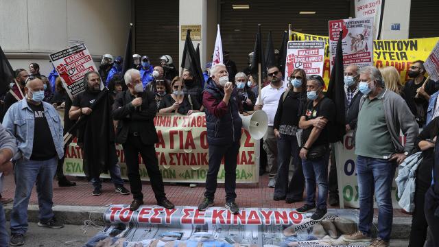 Yunanistanda sağlık çalışanları greve gitti