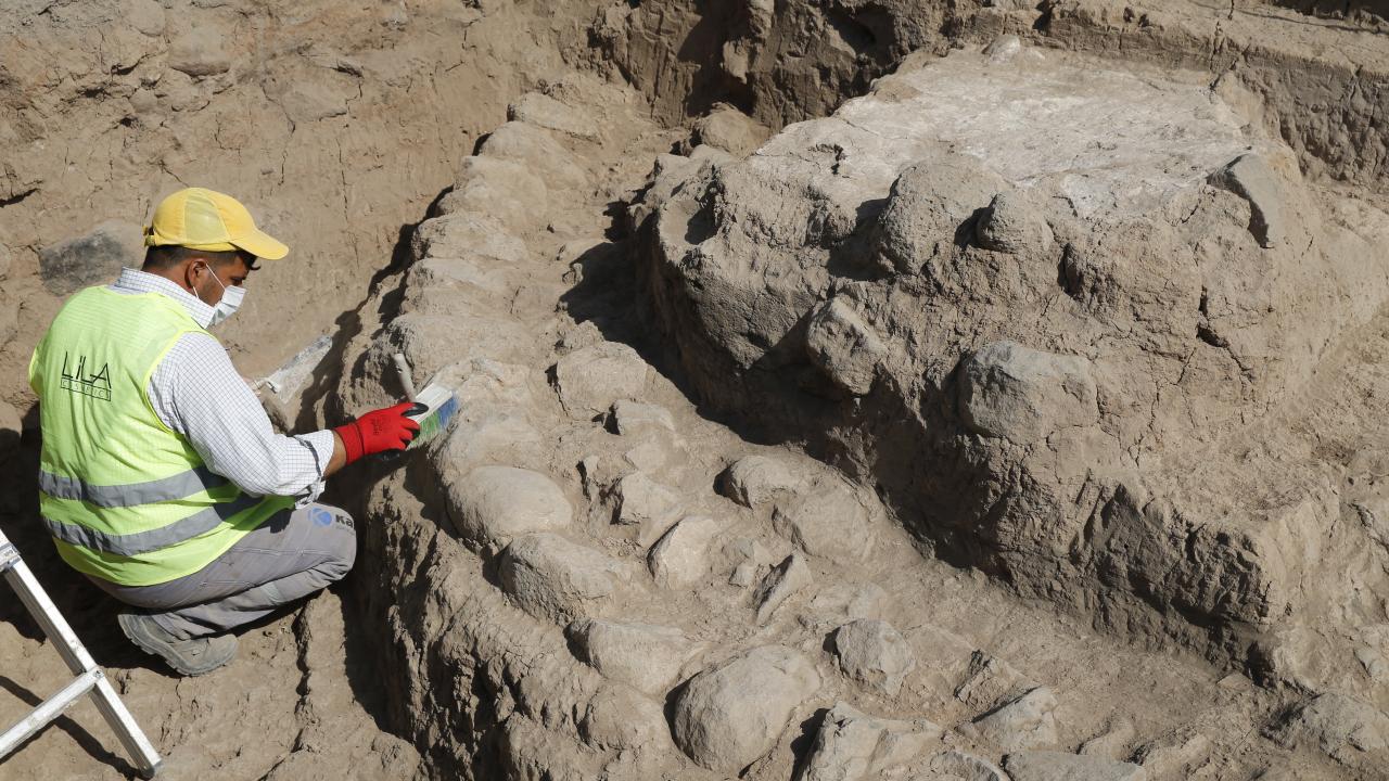 "Düşmanların şehri almaya çalışırken cezalandırmak amacıyla yaktıklarını tahmin ediyoruz"