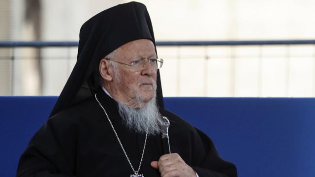 Fener Rum Patriği Bartholomeos hastaneye kaldırıldı