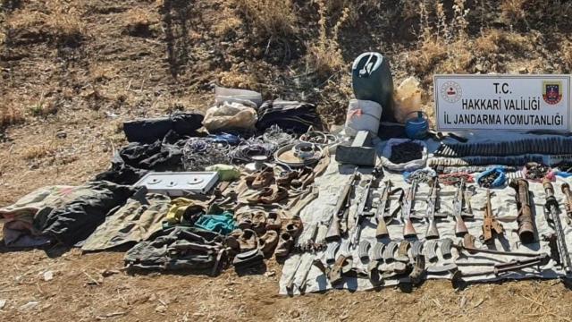 Teröristlerin kullandığı mühimmat ve el bombaları ele geçirildi