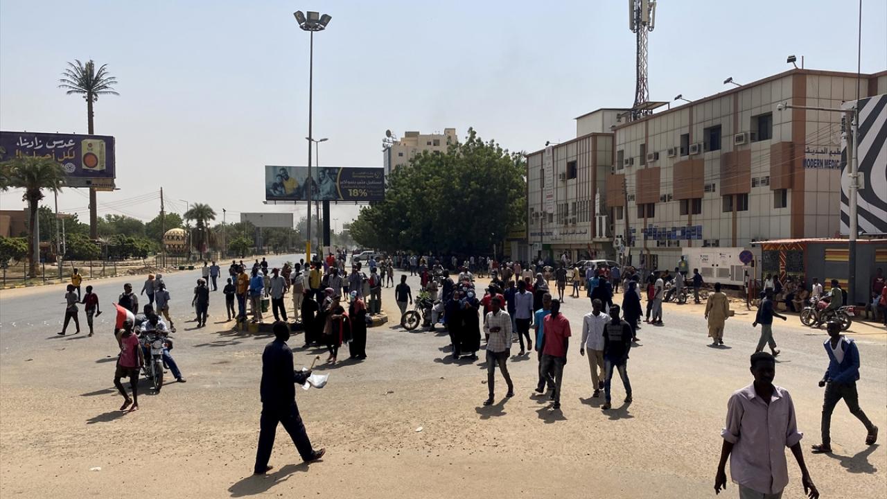 BM, Sudan`daki darbeyi kınadı