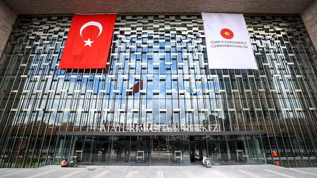 Yeni AKM açılış için gün sayıyor