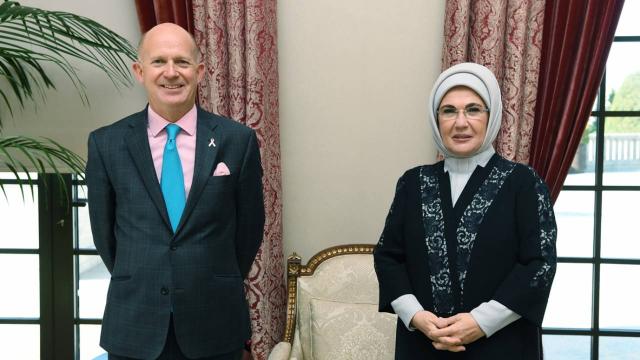 Emine Erdoğan, Birleşik Krallık Ankara Büyükelçisi Chilcott ile görüştü