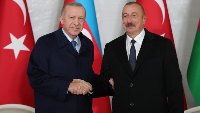Cumhurbaşkanı Erdoğan Aliyev'le görüştü