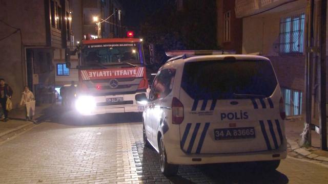 Esenyurtta çatı yangını