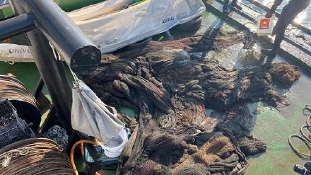 Marmaradan 5 bin metrekare hayalet ağ çıkarıldı
