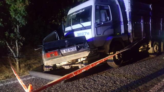 Zincirleme trafik kazasında 2 kardeş hayatını kaybetti