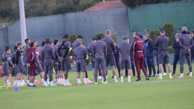 Trabzonspor 9 eksikle çalıştı