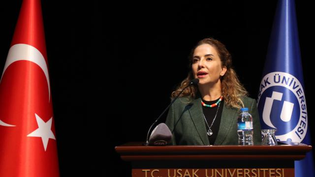 Uşakta "küresel iklim değişikliği" konulu panel düzenlendi