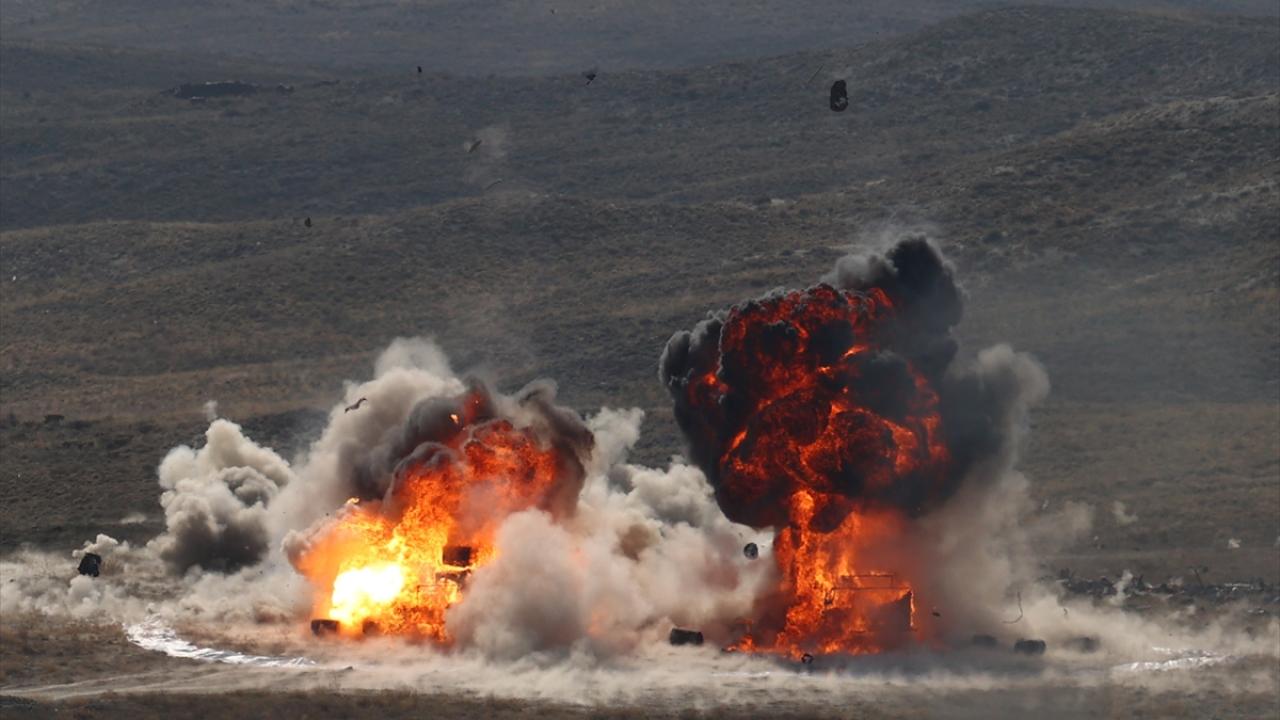 Yerli füzeler tam isabetle vurdu