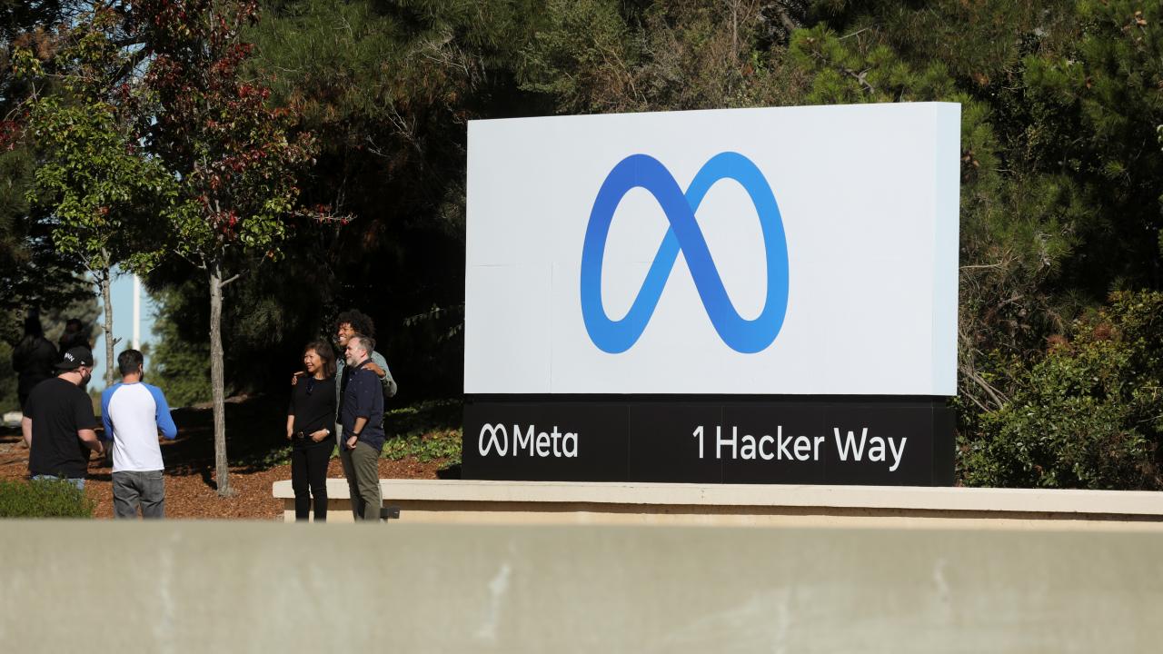 Facebook'un yeni adı ve logosu belli oldu