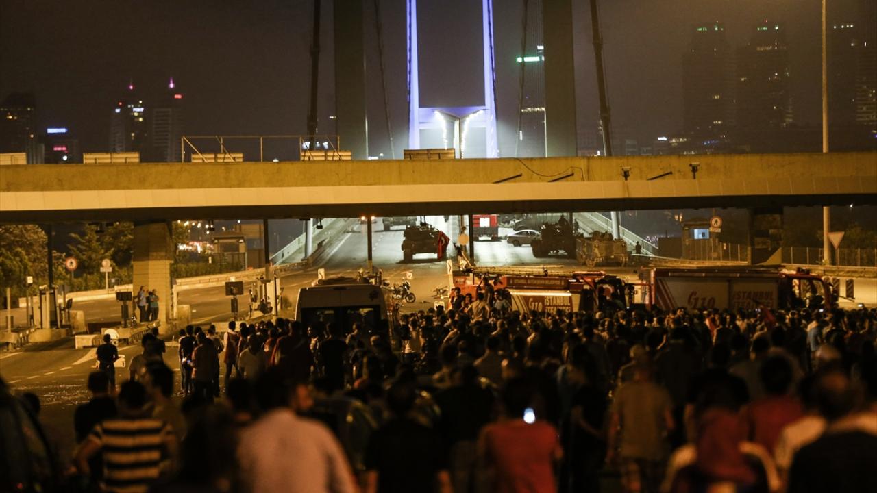 Darbe girişiminde köprüde şehit olanlar anısına ismi değiştirildi