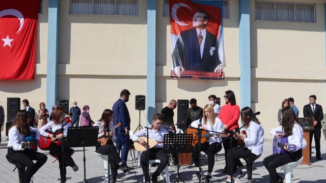 Burdurda 29 Ekim Cumhuriyet Bayramı törenlerle kutlandı