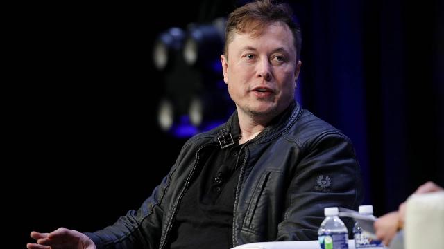Elon Musktan Barnie Sendersa: Hala hayatta olduğunu unutuyorum