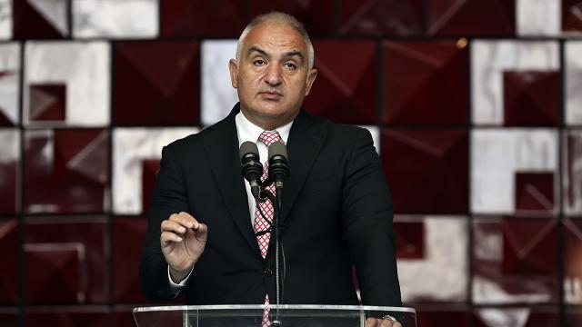 Bakan Ersoy: AKM, geleneğin gelecekle buluştuğu bir kültür-sanat yapısıdır