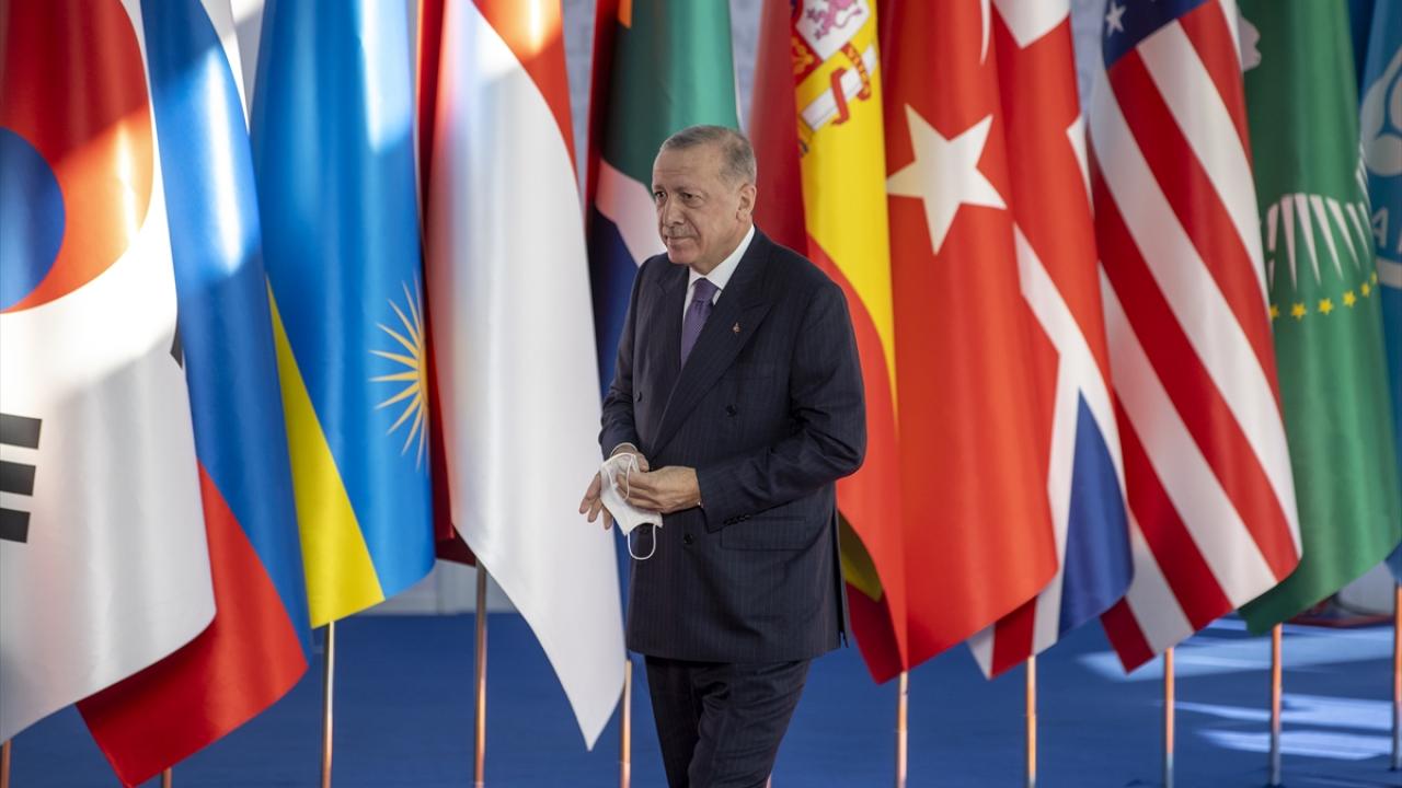 "Küresel Ekonomi ve Küresel Sağlık"