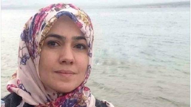3 çocuk annesi kadın eşi tarafından sokak ortasında öldürüldü