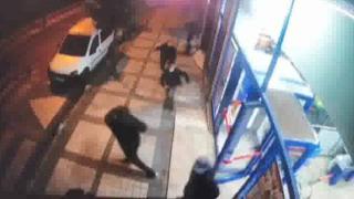 İstanbul'da market gaspçıları 3. hırsızlıkta yakayı ele verdi